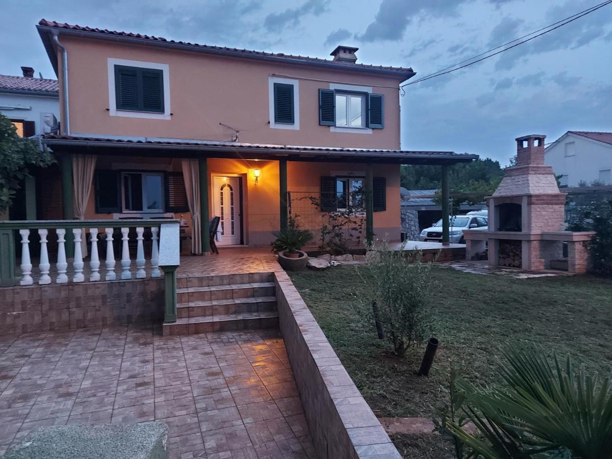 Vila Paula Малинска Екстериор снимка